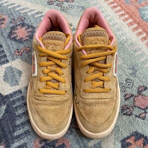 Reebok X Tom and Jerry Club C